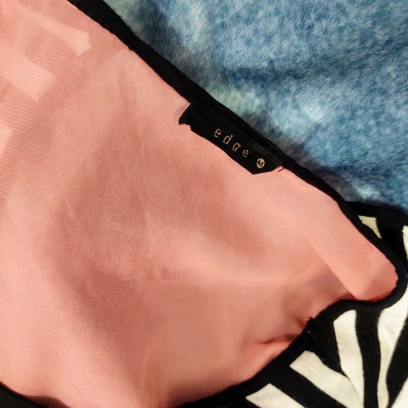 Blouse - Picture 3 of 5